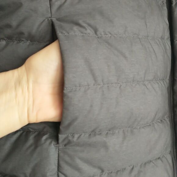 Uniqlo Puffer Jacket Womens XL/L*Gray Lightweight Down Full Zip Packable Quilted - Picture 2 of 8